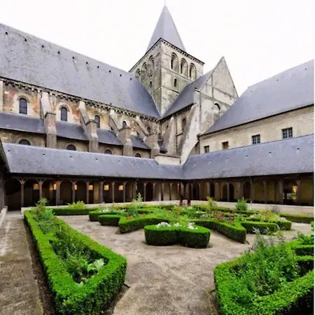 Appartement élégante Avec Salle De Douche Privative *