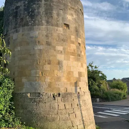 élégante Avec Salle De Douche Privative Appartement *