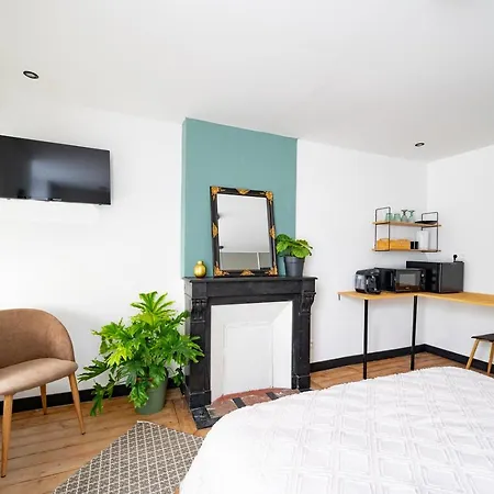 élégante Avec Salle De Douche Privative